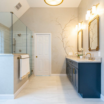 Master Bath with wall mural