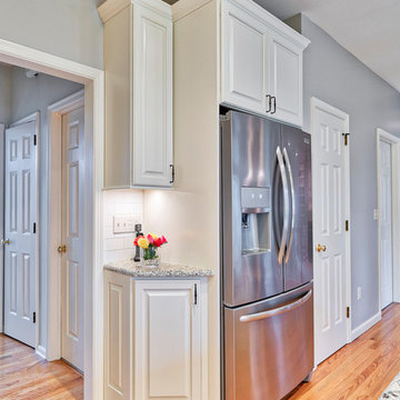 Welcoming White Kitchen