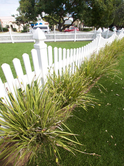 Front Yard Landscapes with Artificial Grass