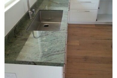 Inspiration for a kitchen remodel in Hawaii