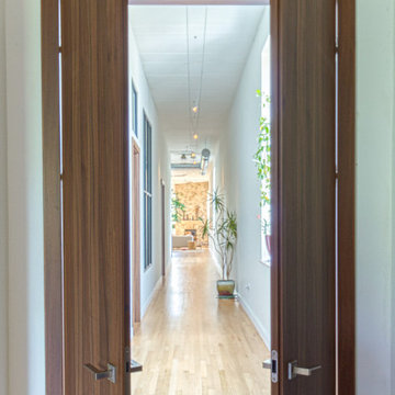 Modern Interior Doors Renovation in Bucktown, Chicago – Model GDEV-DEC-P