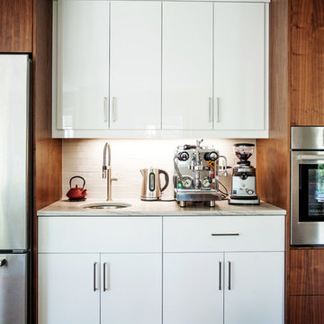 Lynch Lane Kitchen & Living Room