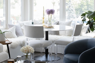 Example of a minimalist dining room design in New York
