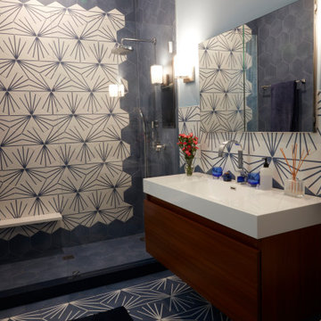 Central Harlem Townhouse // Primary Ensuite Bath