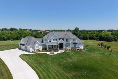 Example of an exterior home design in Kansas City