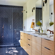Hunter's Bathroom