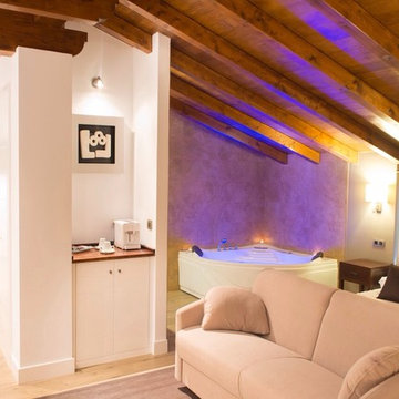 Vista de una de las habitaciones con jacuzzi