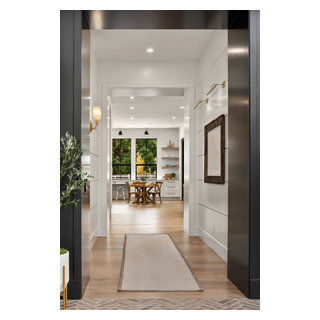 Silver Spurs - Transitional - Entry - Seattle - by Enfort Homes | Houzz