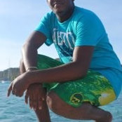 Foto von Mevion Clement