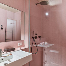 Trendverdächtig: Rosa Fliesen im Bad