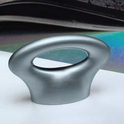 Colombo Design - Colombo F110 Cabinet pull - Cabinet And Drawer Handle Pulls