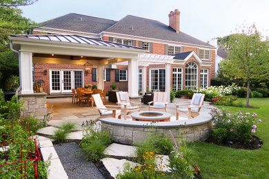 Patio - contemporary patio idea in Chicago
