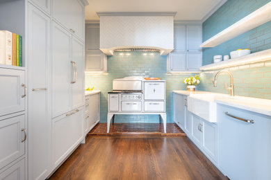 Beach style kitchen photo in San Francisco