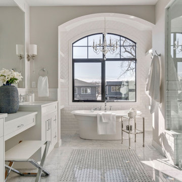 Show Stopping 2 Storey Home in Parkdale, Calgary
