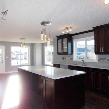 32 Shorewood - Bi-Level