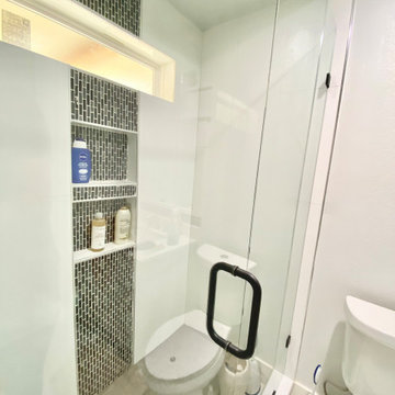 Frameless Enclosure with Matte Black Hardware