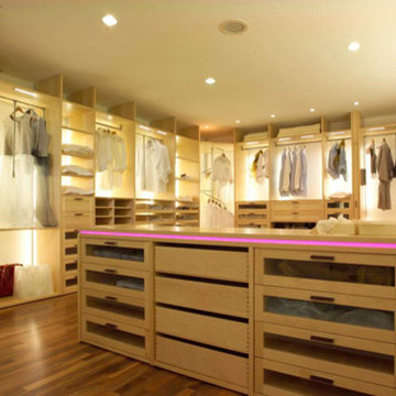 Custom Luxury Closets