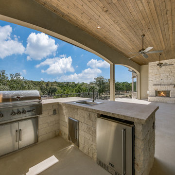 Hill-Co. Spanish: 4,289 ft², 3 BR/3.5 BA/1 ST
