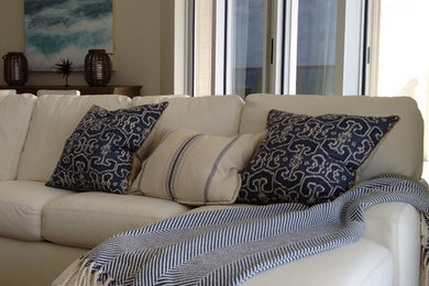 Living room - contemporary living room idea in Miami