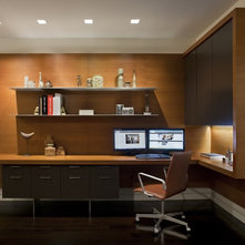 Modern Home Office by Ian Engberg