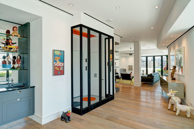 Example of a trendy entryway design in New York