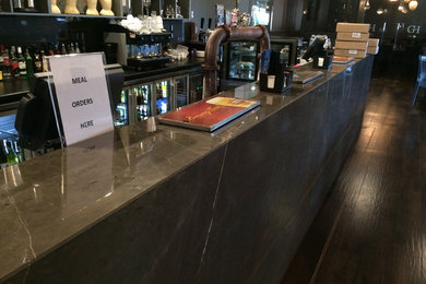 Photo of a modern home bar in Melbourne.