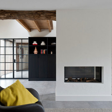 Boerderij in oude stijl met modern interieur