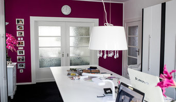 Glastüren können den Wohnbereich abtrennen