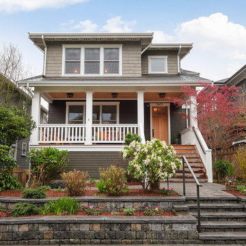 Transitional Style Denny Blaine Home