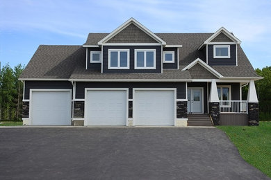 Exterior home photo in Calgary