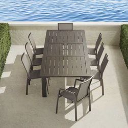 Frontgate Resort Collection&trade; Newport 9-pc. Extendable Dining Set in Aluminum - Patio Furniture And Outdoor Furniture