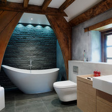 Quechee Upstairs Bathroom