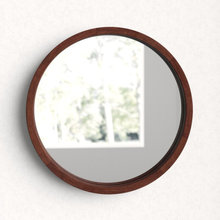 vanity mirror