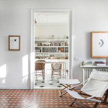 My Houzz: Period Features & a Fresh Layout in a Spanish Apartment