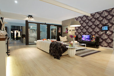 Inspiration for a contemporary living room remodel in Amsterdam