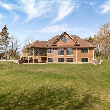 17612 Big Fish Lake Home