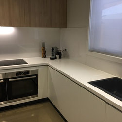 Kitchen Splashbacks in White - Home Improvement