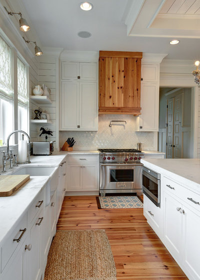 Transitional Kitchen by William Quarles Photography