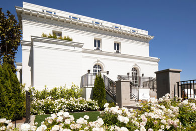 Traditional garden in San Francisco.