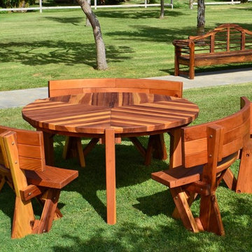 Lisa's Retro Outdoor Patio Table