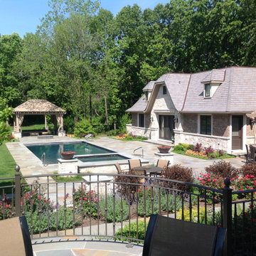 Pool & Spa