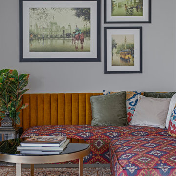 Oberoi Splendour Apartment