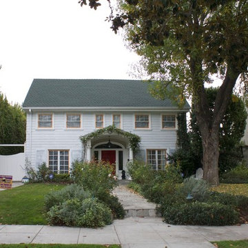 Rustinc Beverly Hills Home With Redwood Siding