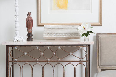 Eclectic home design photo in Austin