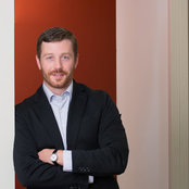 Andrew Lewis's photo