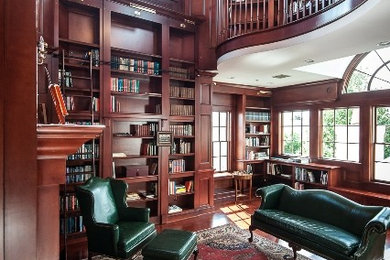 Elegant home office photo in Orlando
