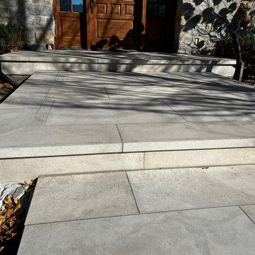 Porcea Algonquin for Front Entryway and Steps