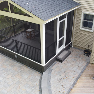 Screened porch with Paver Patio