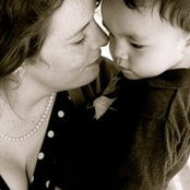 Aurora Cruz's photo
