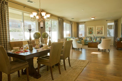 Dining room photo in Other